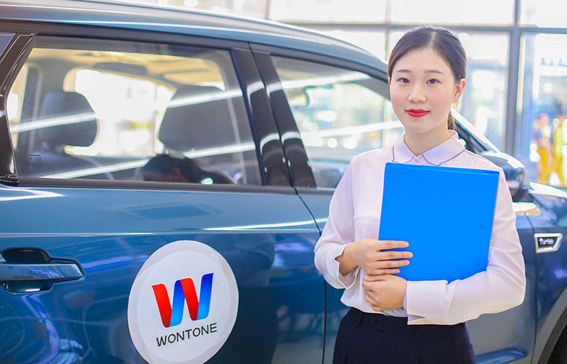 女孩子適合學什么? 學汽車美容、汽車商務(wù)、新媒體運營有前途嗎？