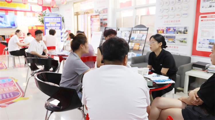 開學了，“我”對現(xiàn)在學校不滿意，可以轉學嗎？