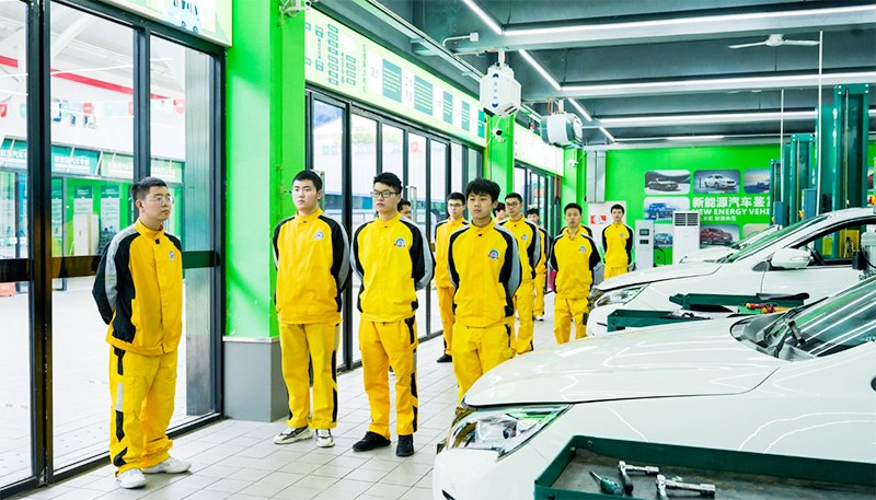 新能源汽車維修專業(yè)好學(xué)嗎，主要學(xué)什么？就業(yè)可以做些什么工作？