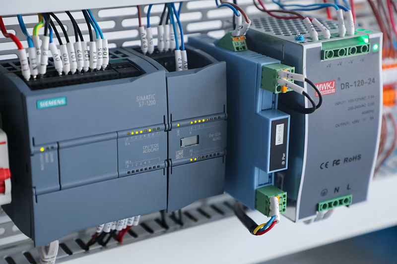 西安正規(guī)電工培訓班，電工PLC培訓，西安學電工電工證培訓