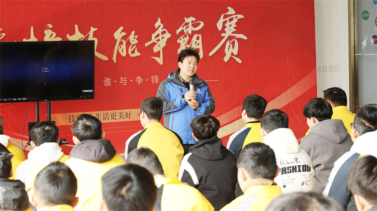 掌握前沿技術(shù)，馭見未來 ——連順自動變速箱專修技術(shù)總監(jiān)走進西安萬通，共話汽車行業(yè)新未來