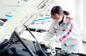 點燃青春  萬通汽車大學(xué)開啟別樣精彩