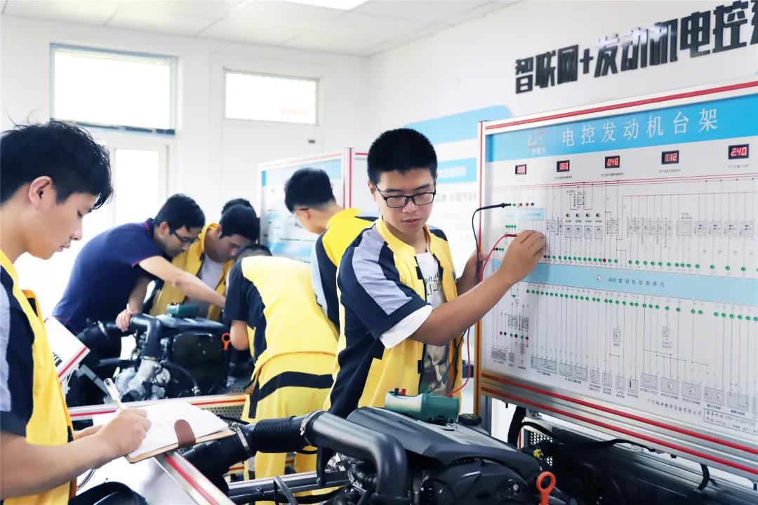 萬通教學(xué)模式大揭秘！萬通學(xué)子優(yōu)秀的原因在這里！