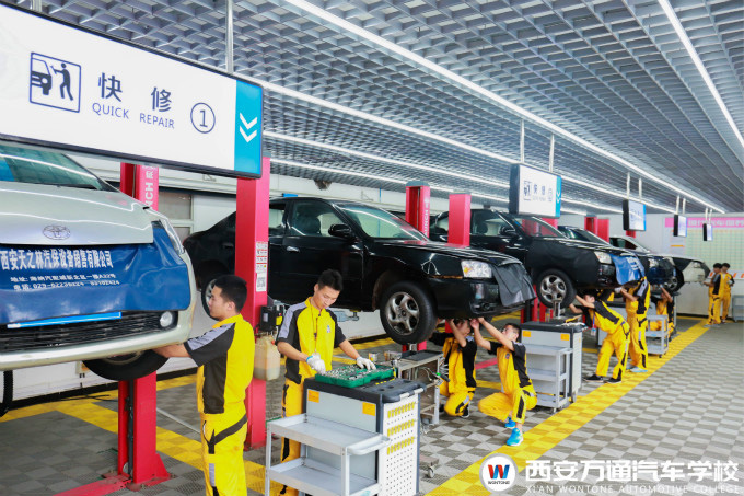 西安萬(wàn)通汽車(chē)學(xué)校收獲“技能+學(xué)歷”
