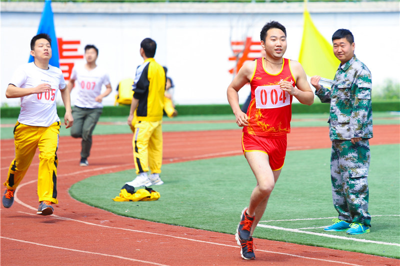  青春無(wú)畏 逐夢(mèng)揚(yáng)威--校園運(yùn)動(dòng)會(huì)17