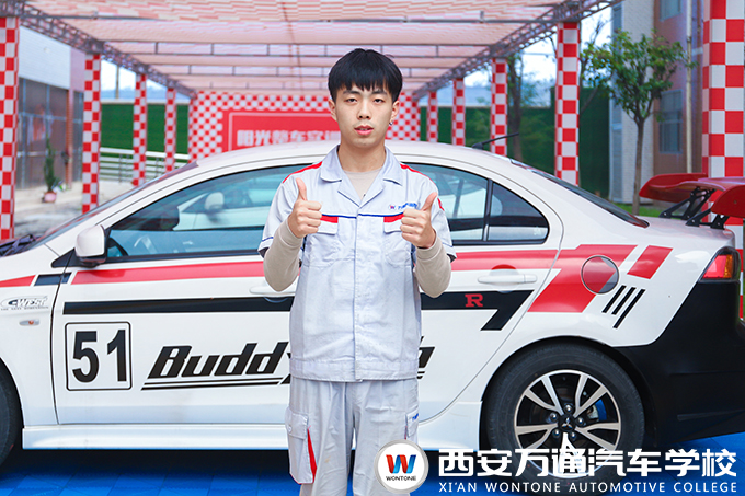 【新創(chuàng)客】王磊 “喜歡干凈、愛(ài)上汽車”