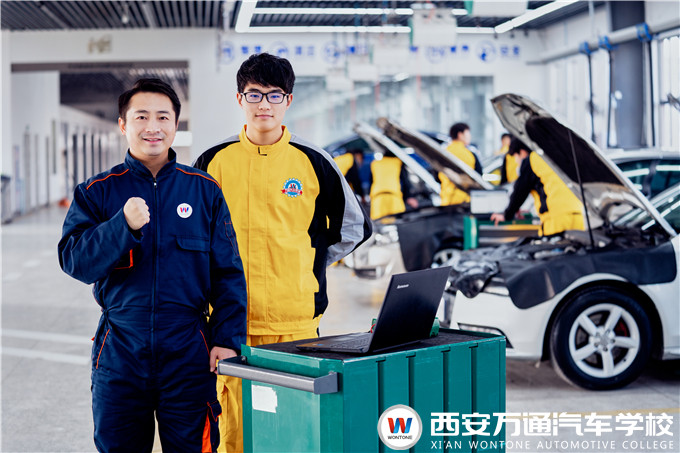 揭秘西安萬(wàn)通“四新”如何培養(yǎng)高端汽修技術(shù)人才？