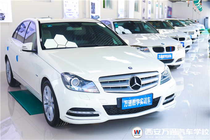 高端車市場前景廣闊，學(xué)診斷與維修技術(shù)把握就業(yè)先機！