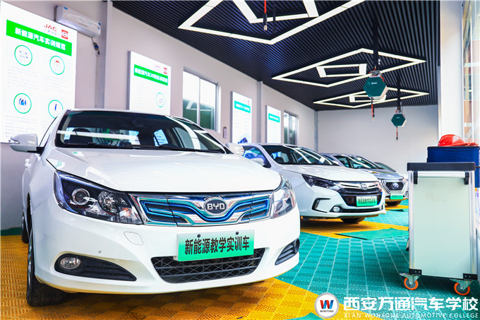 新能源汽車發(fā)展勢(shì)如破竹，萬(wàn)通汽車緊跟時(shí)代腳步
