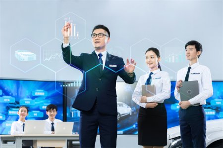 迷茫、沒有方向？別擔(dān)心，西安萬通助你走穩(wěn)技能成才路！