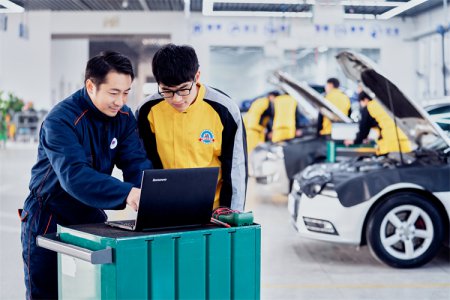學(xué)汽修前景怎么樣？四個方面幫你深刻剖析汽修行業(yè)發(fā)展前景！
